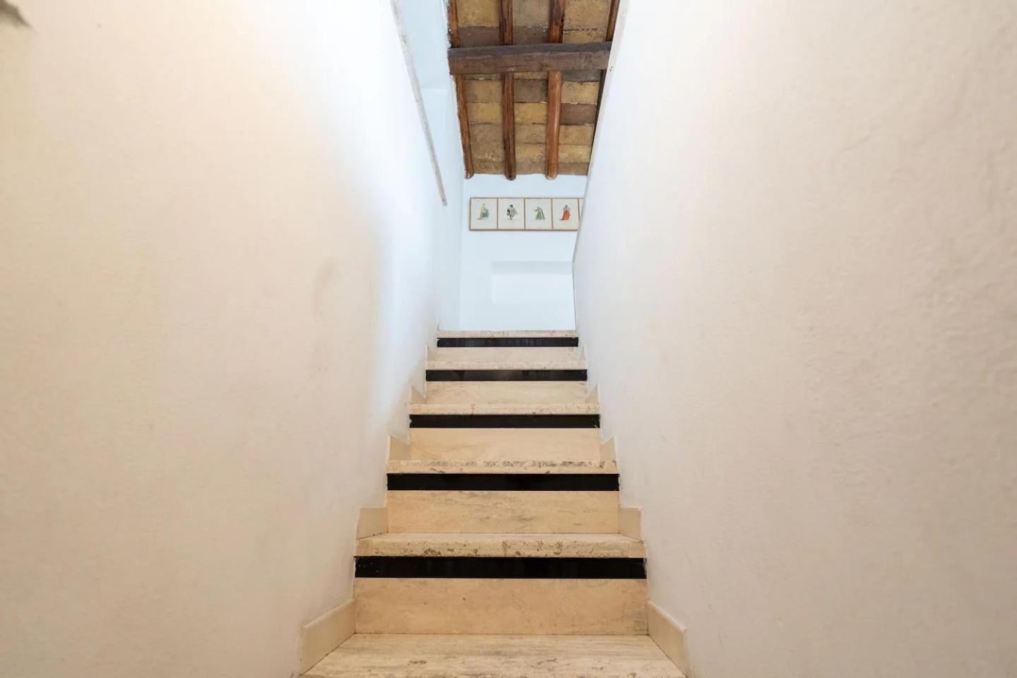 15 Min From Piazza Venezia Skyline Sanctuary In Trastevere Roma Exterior foto