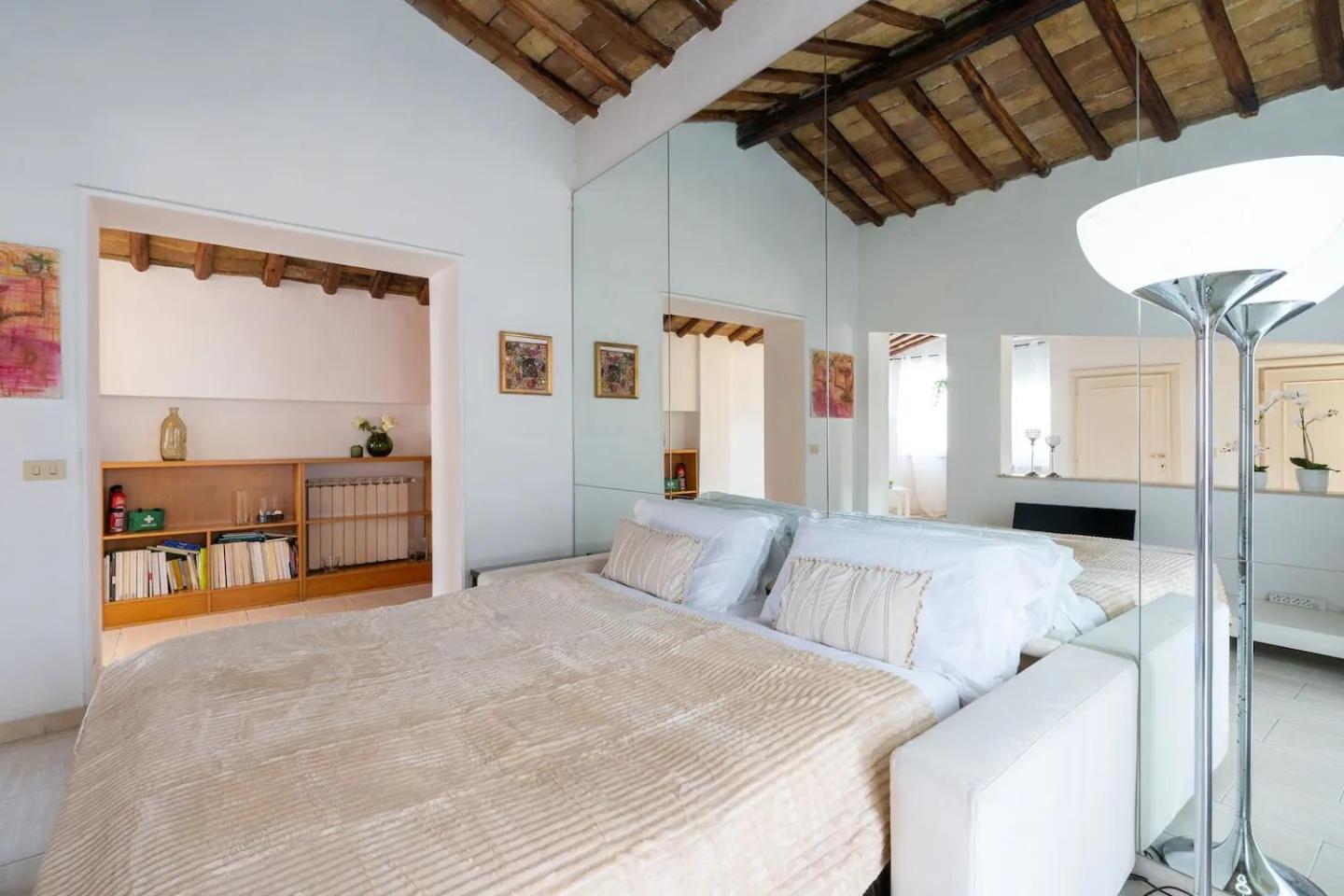 15 Min From Piazza Venezia Skyline Sanctuary In Trastevere Roma Exterior foto
